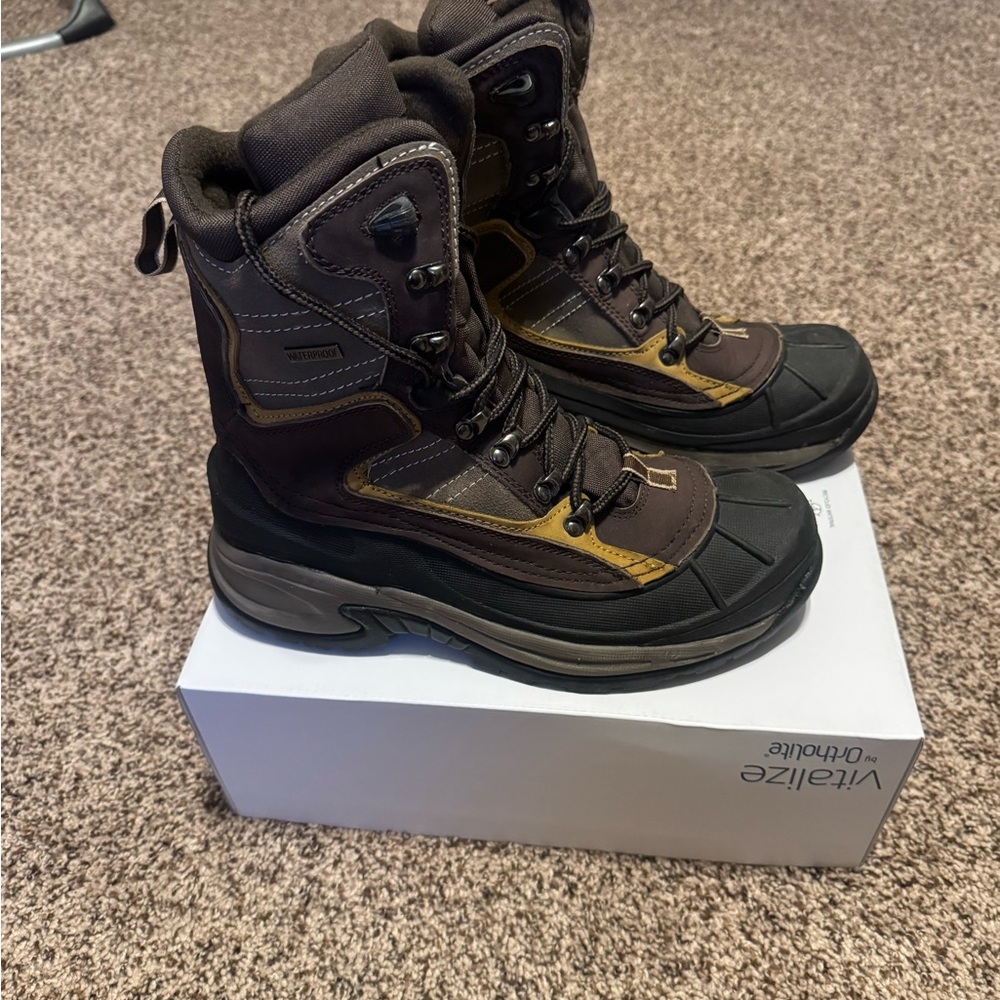 Redhead Men's Brown and Black waterproof Boots